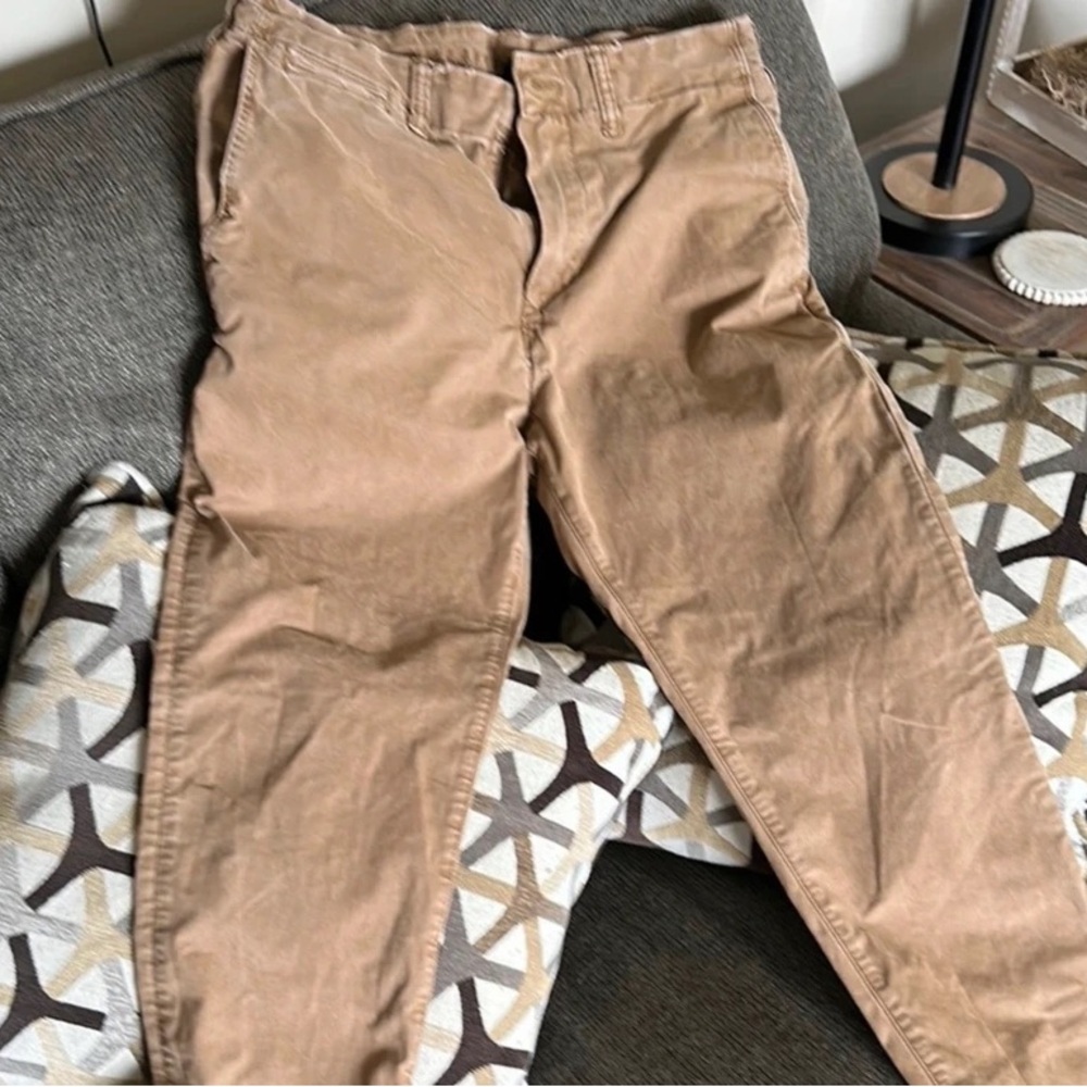 American Eagle Outfitters Tan Chino Pants - Casual Straight Fit